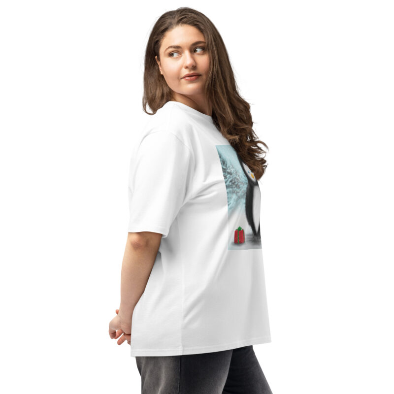 Christmas Penguin Oversized heavyweight t-shirt - Image 4