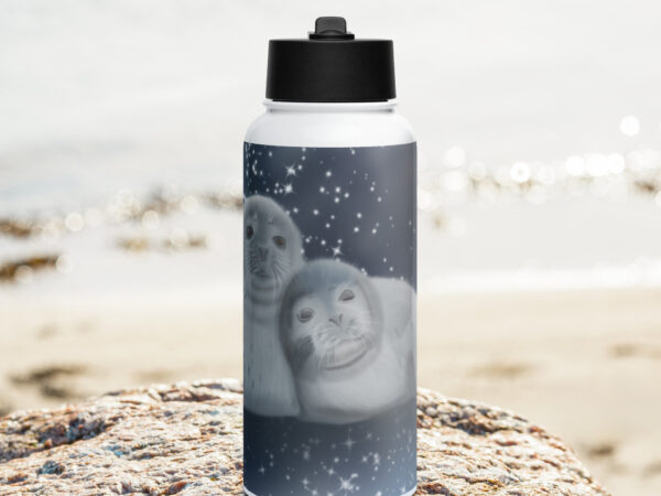 Cuddling Seals Stainless steel water bottle with a straw lid