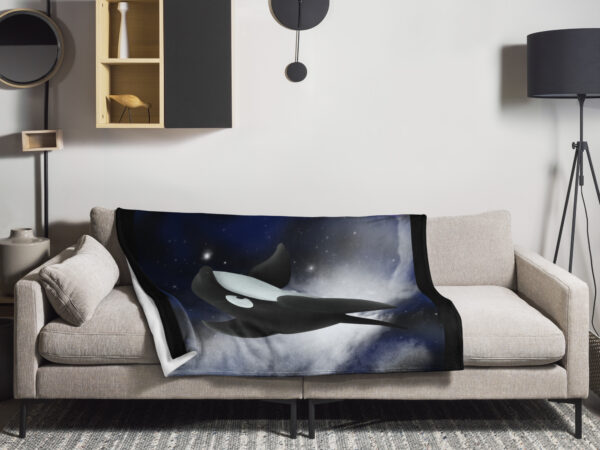 Killer whale Throw Blanket